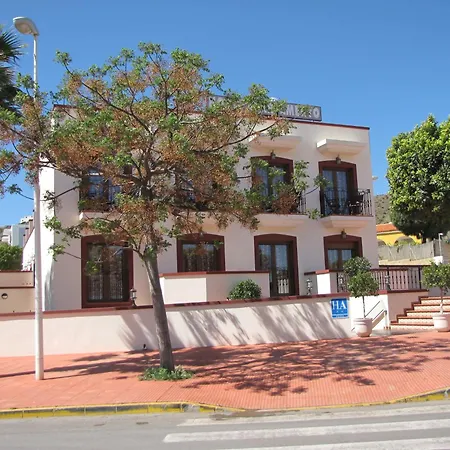 Hotel Carolina Y Vanessa Sant Josep de sa Talaia